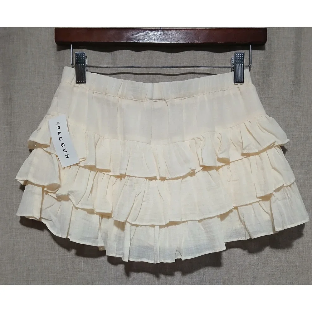 Beverly and Beck PacSun Off White Tiered Ruffle Skort Mini Skirt XS New